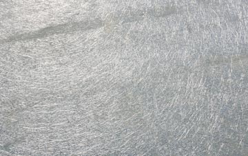 Kingstone Winslow laminate fibreglass or shingles?